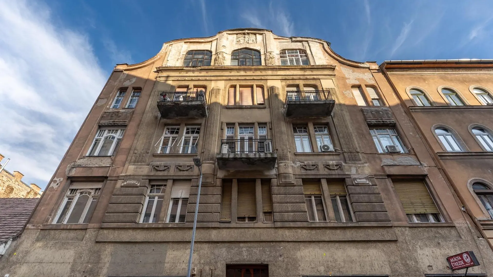 Elysian Estate Apartment Budapest