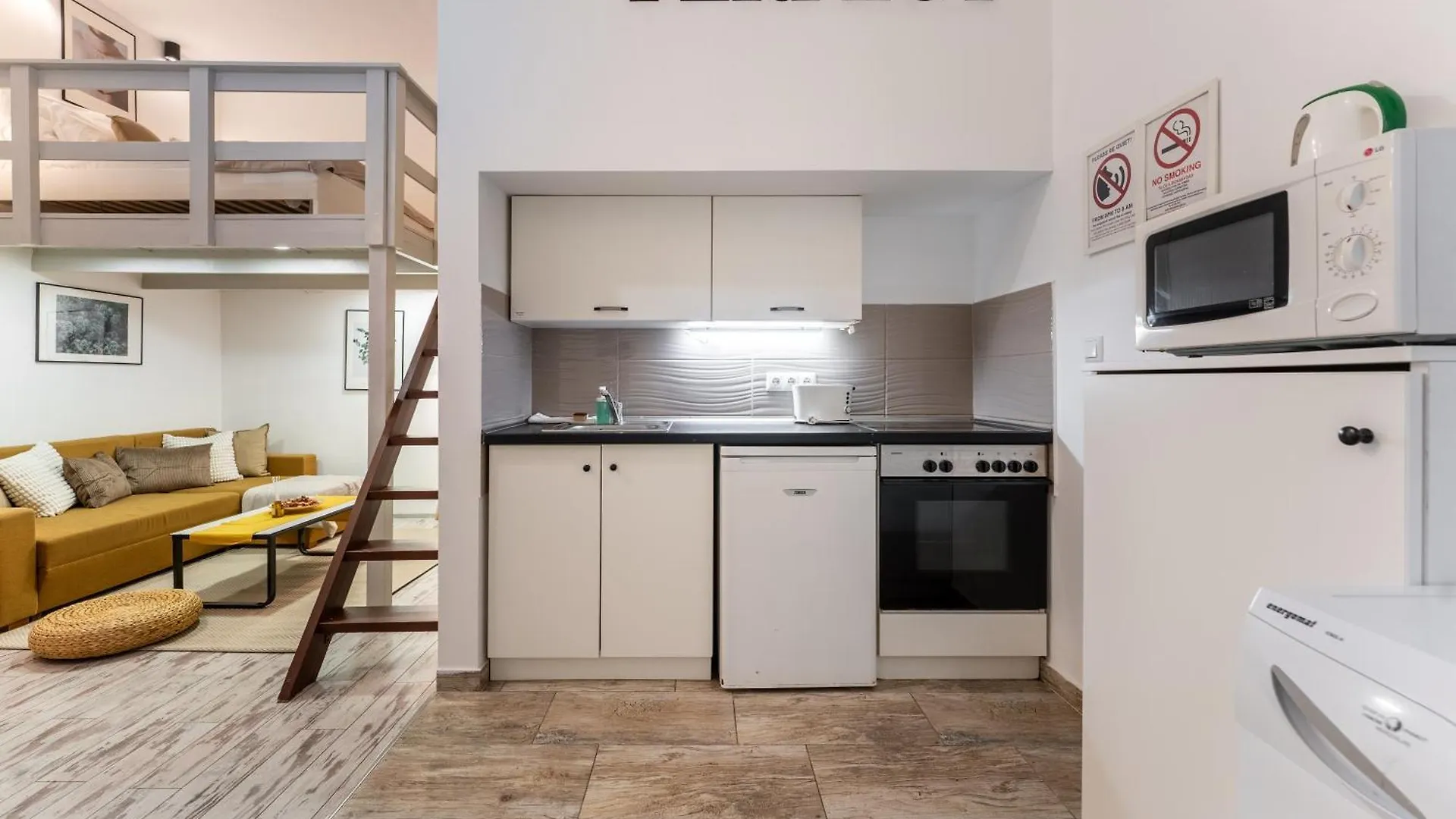 Elysian Estate Apartment Budapest 0*,